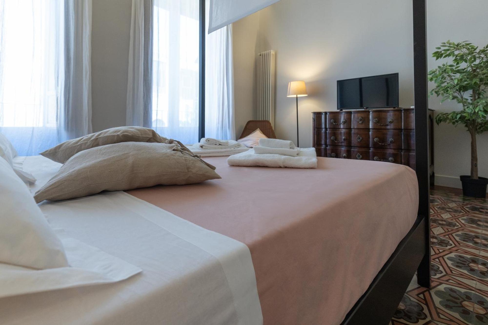 Mirone - Suite Apartments Catania Centro Zewnętrze zdjęcie